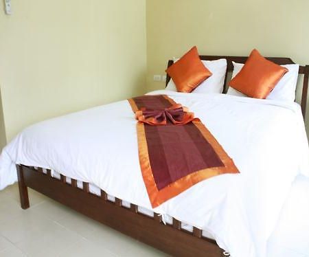 Tonnam Villa Phuket Room photo
